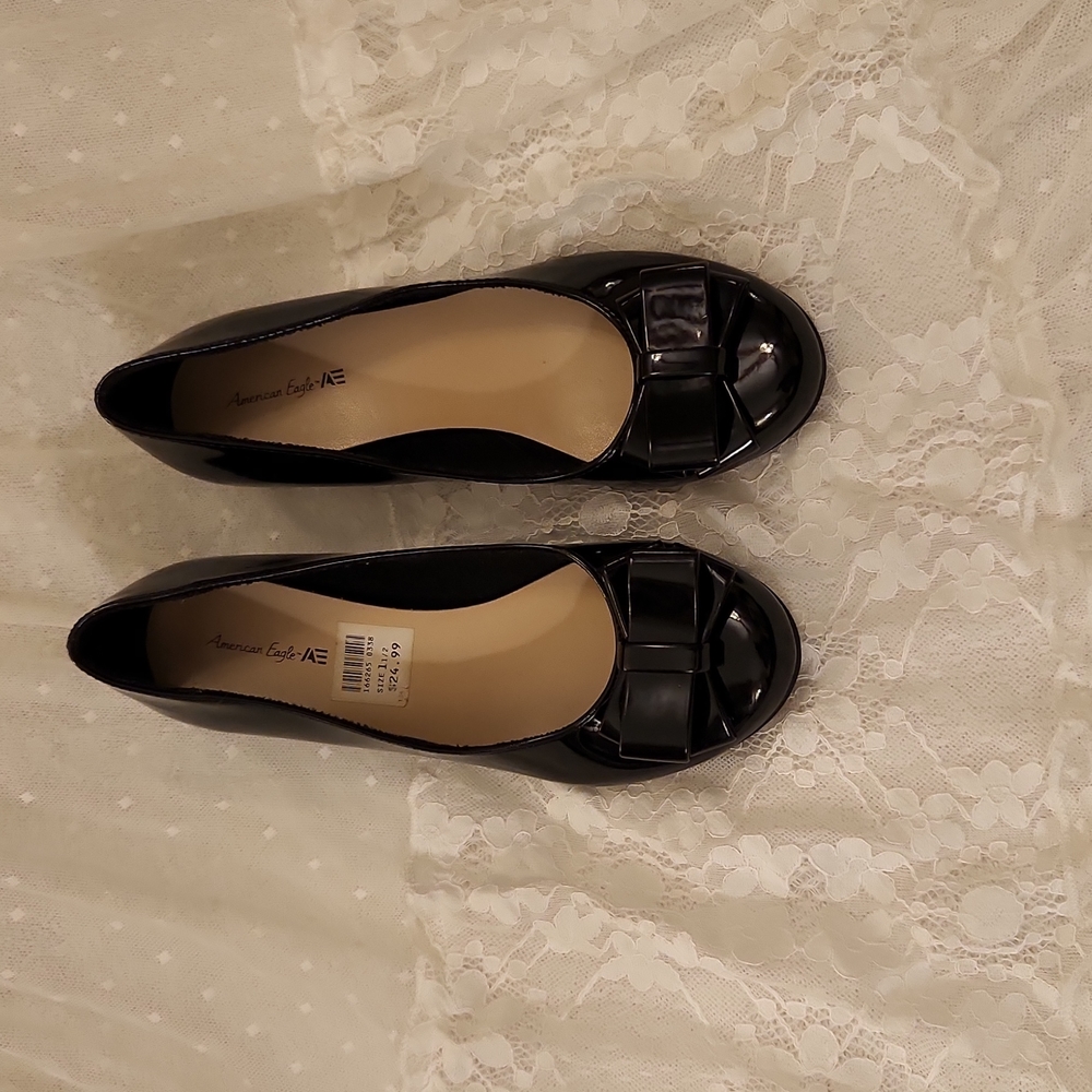 Pretty black shoes